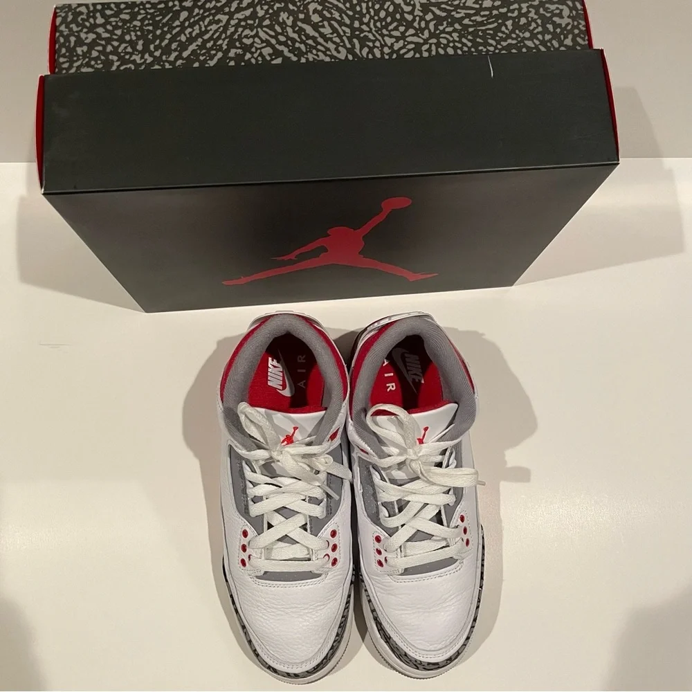 Nike Air Jordan 3 Retro ‘Fire Red’ 2022 GradeSchool Size 7Y